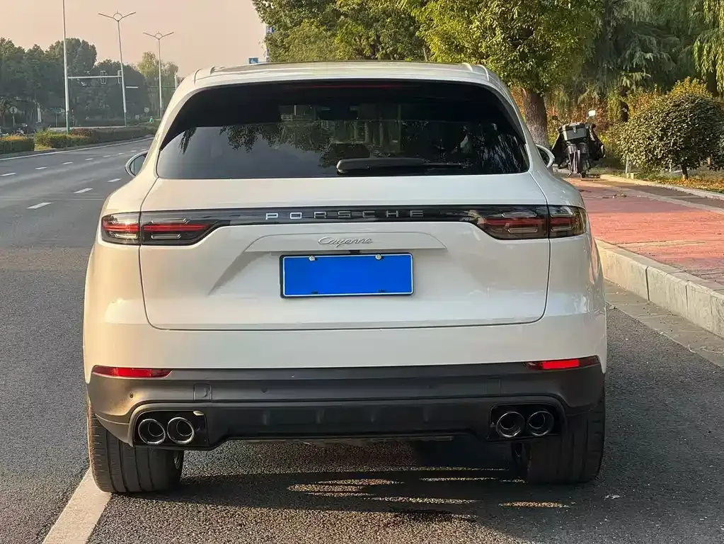 Porsche Cayenne 2023 из CN, фото 9