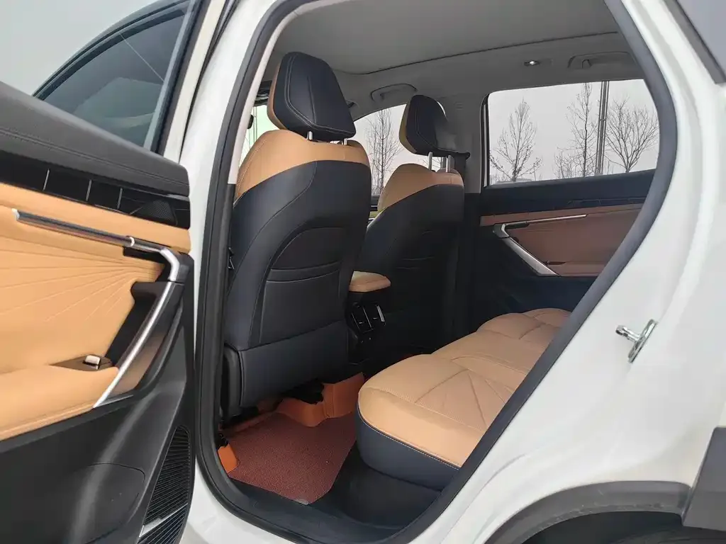 Geely Boyue L 2024 из CN, фото 7