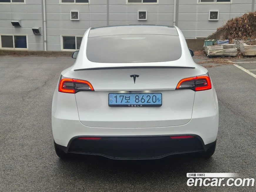 Tesla Model Y — фото 7