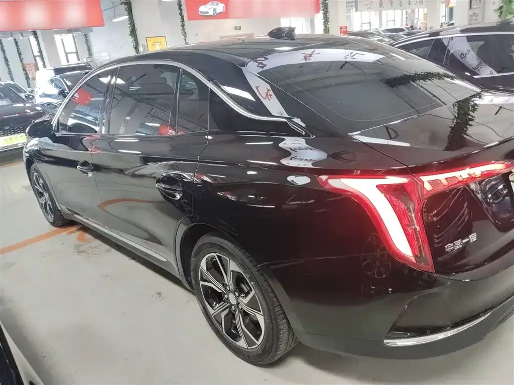 Hongqi E-QM5 2023 из CN, фото 10