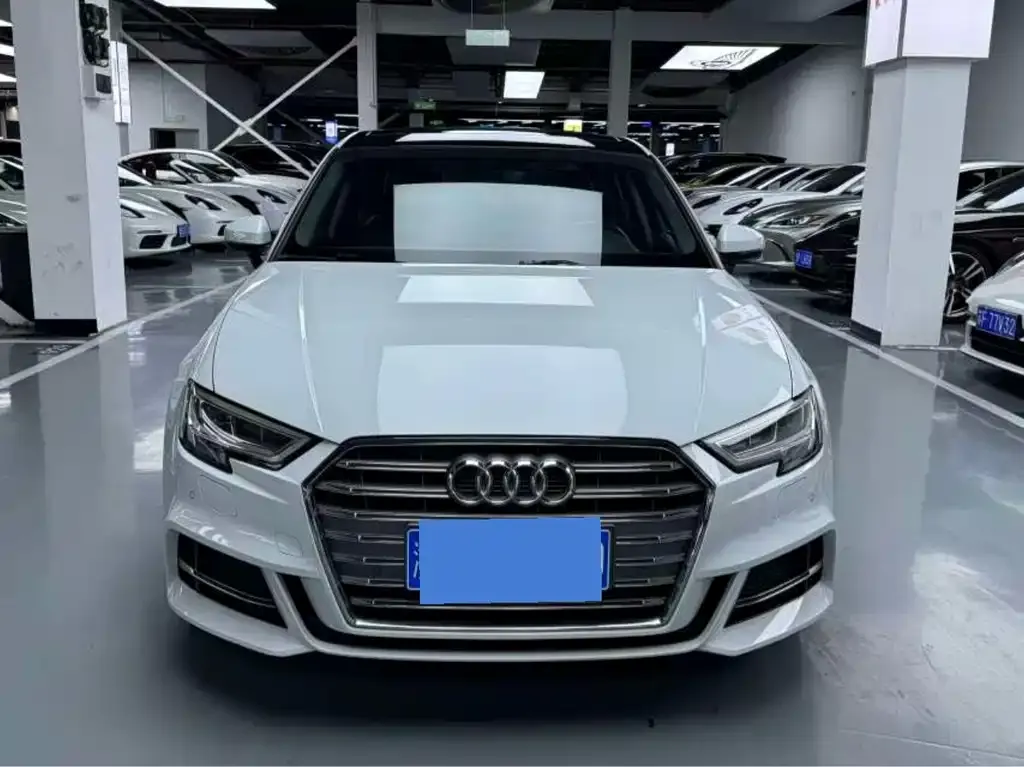 Audi A3 2021 из CN, фото 2