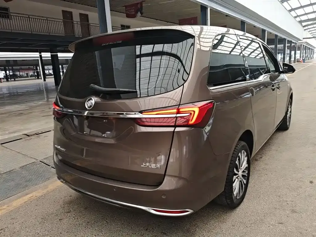 Buick GL8 2021 из CN, фото 5