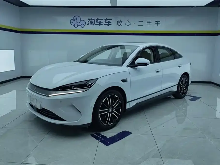 BYD Qin L — фото 1