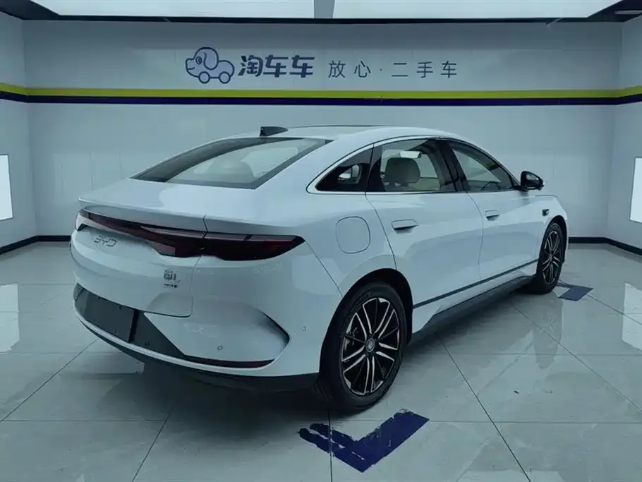 BYD Qin L — фото 4