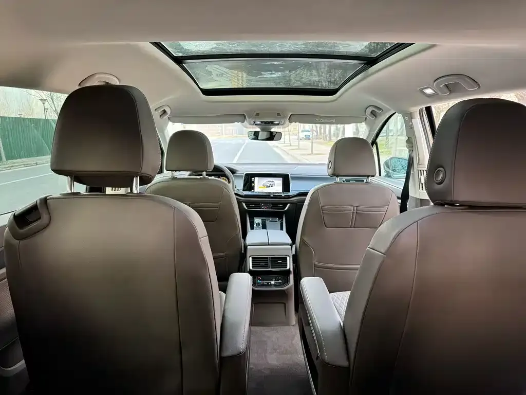 Volkswagen Viloran 2023 из CN, фото 2