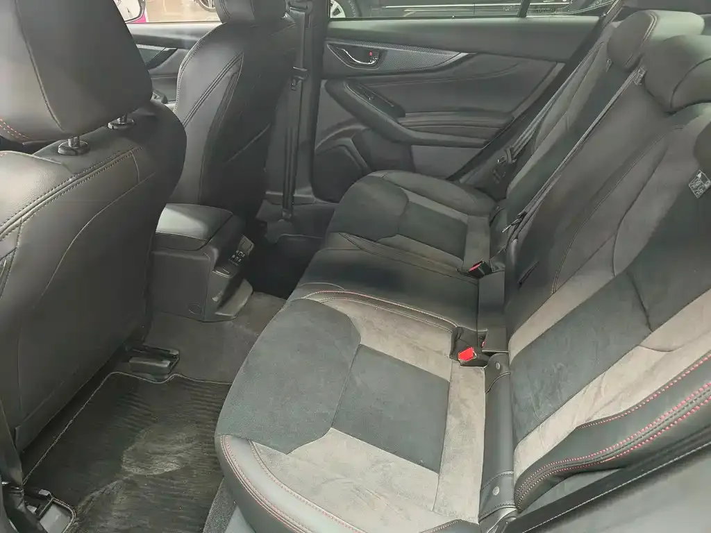 Subaru WRX 2024 из CN, фото 2