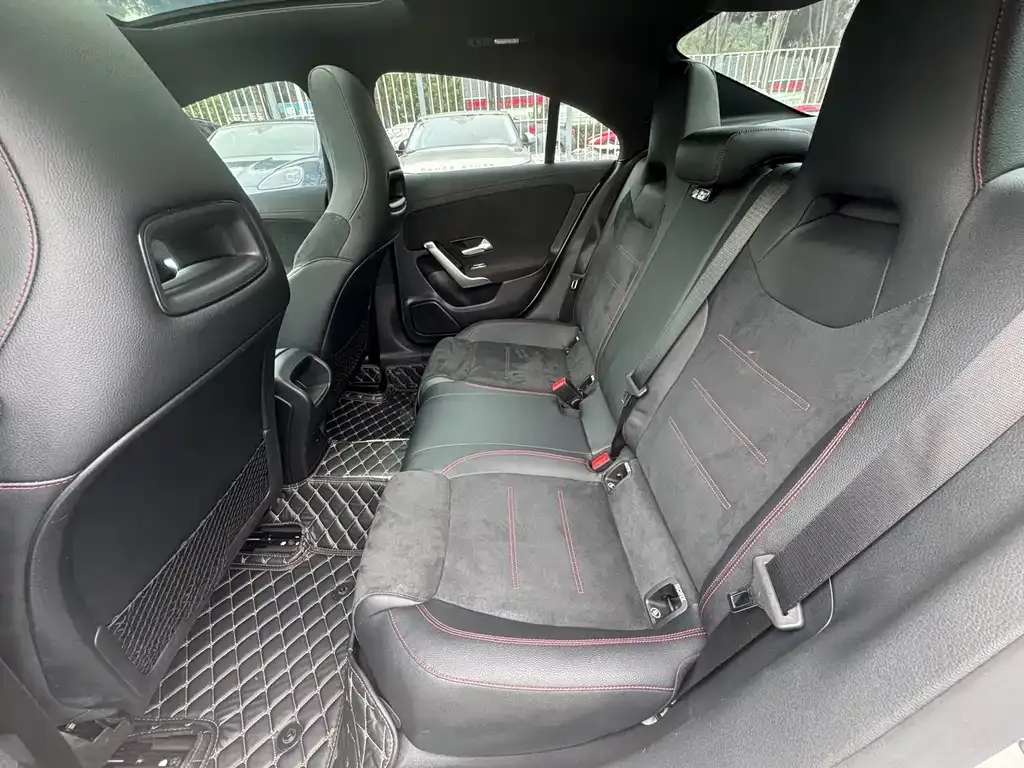 Mercedes-Benz CLA (Import) — фото 10