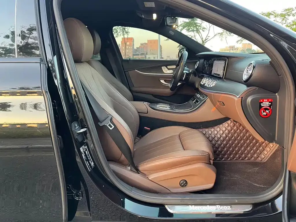 Mercedes-Benz E-Class (Import) 2022 из CN, фото 4
