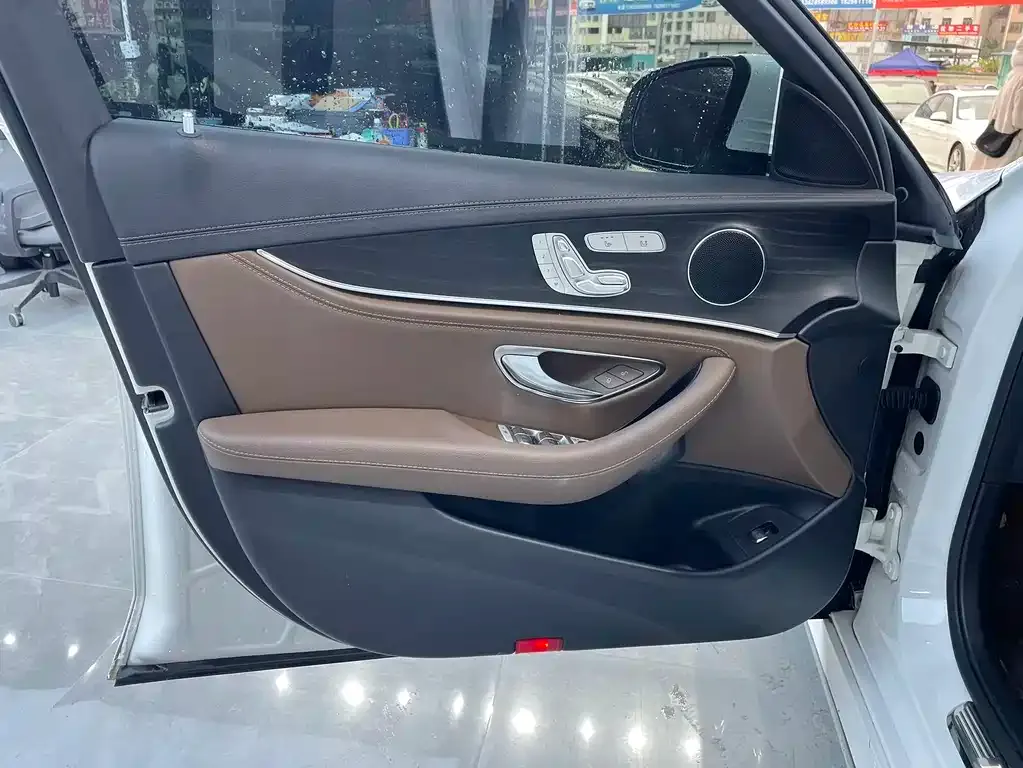 Mercedes-Benz E-Class 2021 из CN, фото 9