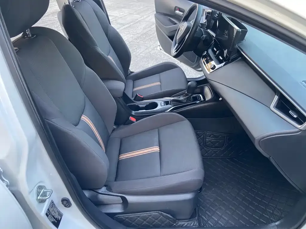 Toyota Levin 2024 из CN, фото 2