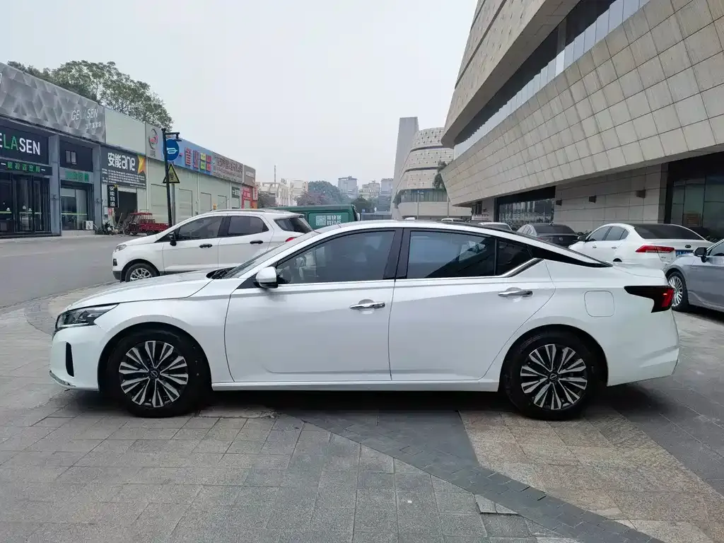 Nissan Teana 2023 из CN, фото 5