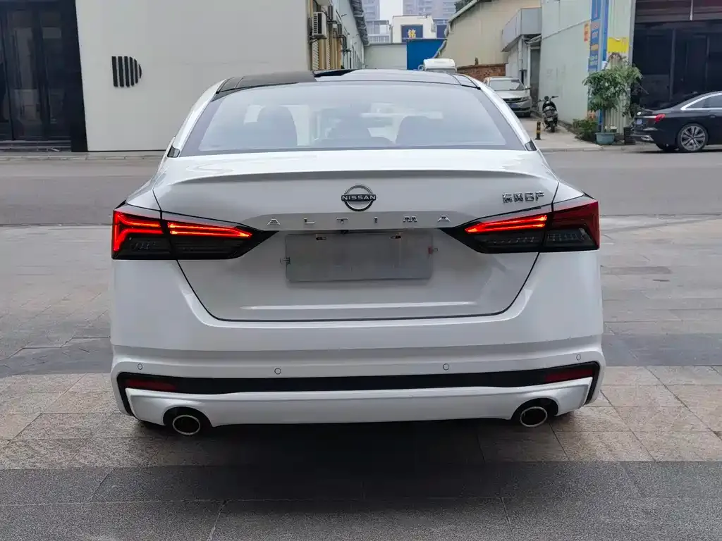 Nissan Teana 2023 из CN, фото 7