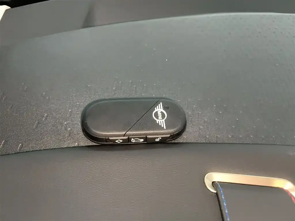 [object Object] MINI ACEMAN EV 2024 из CN, фото 9