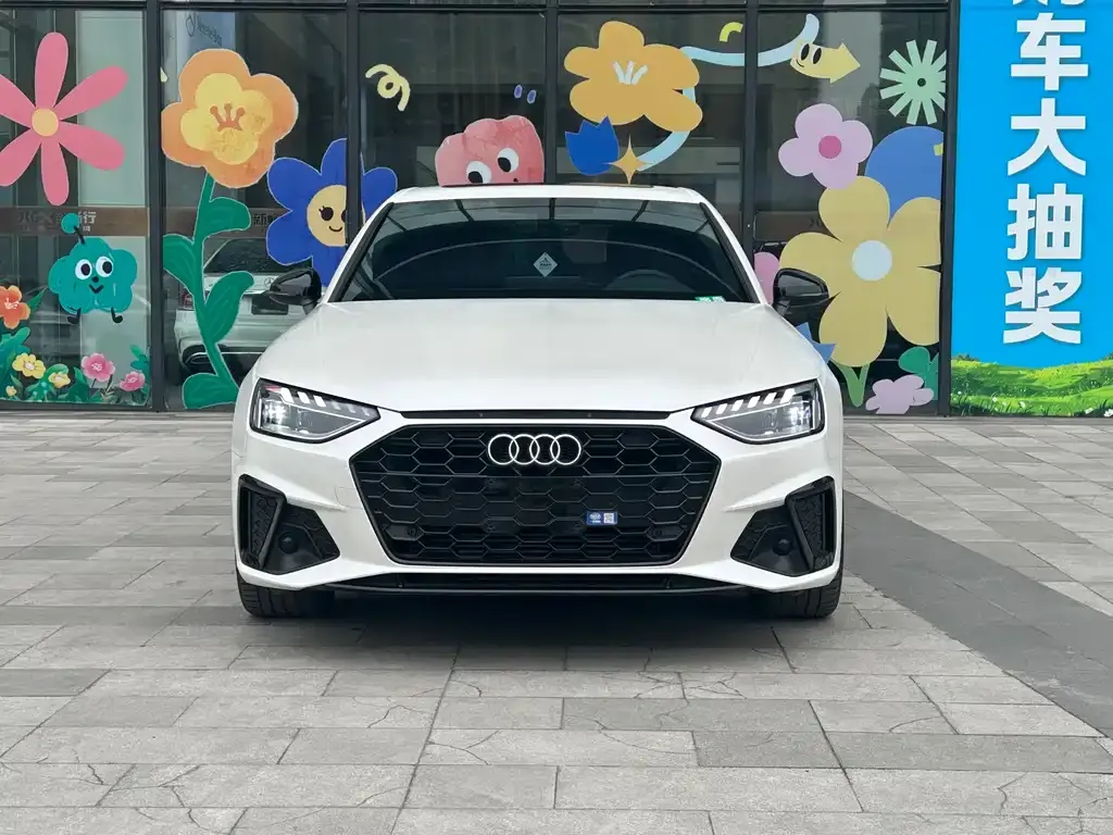 Audi A4L 2023 из CN, фото 7