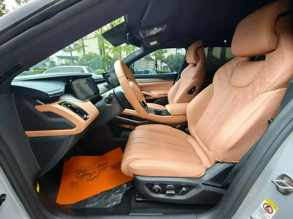 BYD L EV 2023 из CN, фото 5