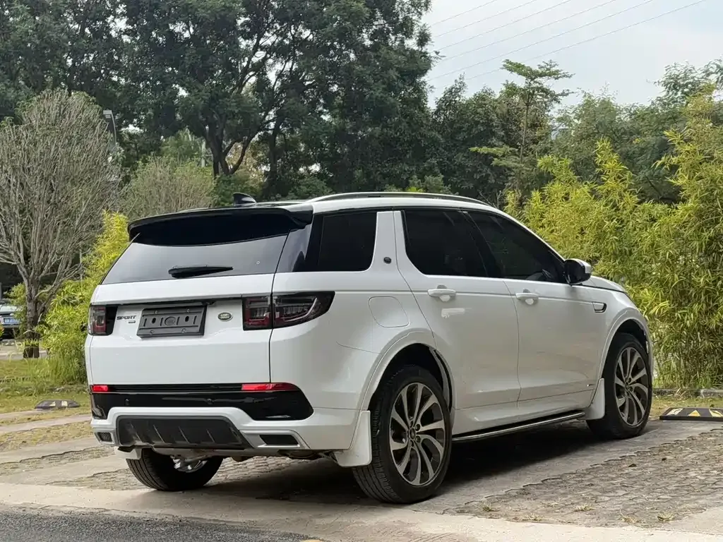 Land Rover Discovery Sport Hybrid 2022 из CN, фото 9