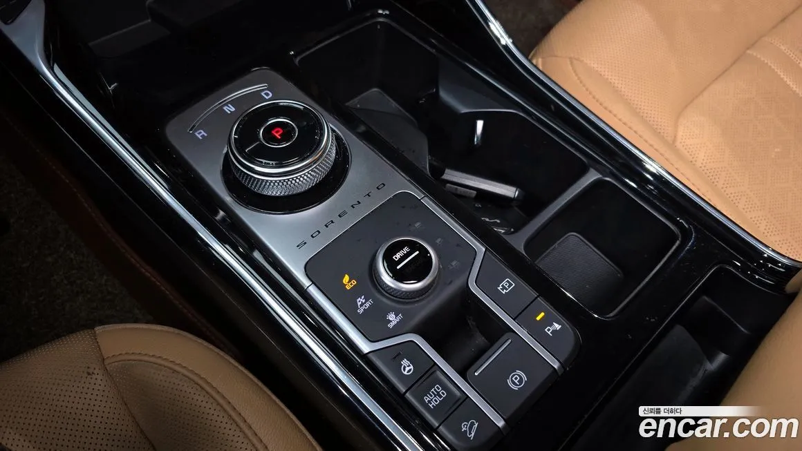 Kia Sorento — фото 7