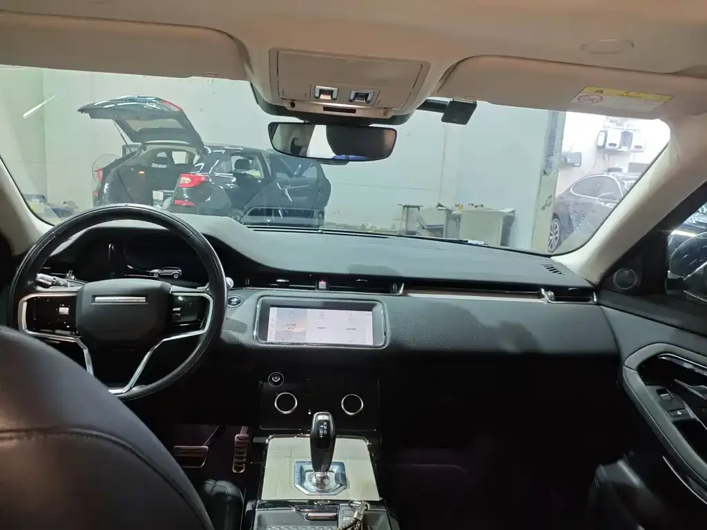 Land Rover Evoque 2021 из CN, фото 4