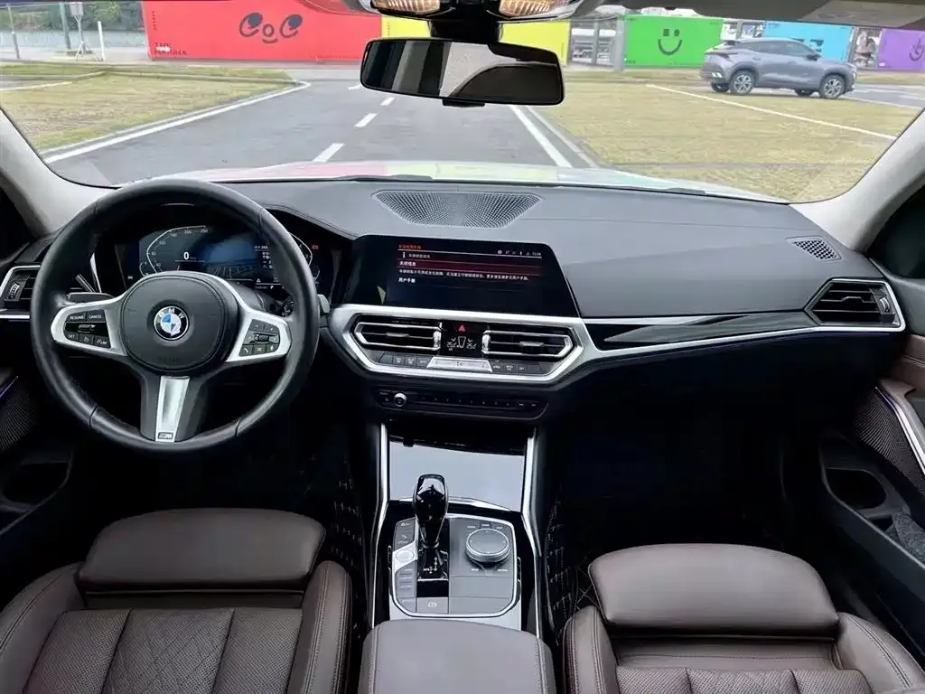 BMW 3 Series 2022 из CN, фото 8