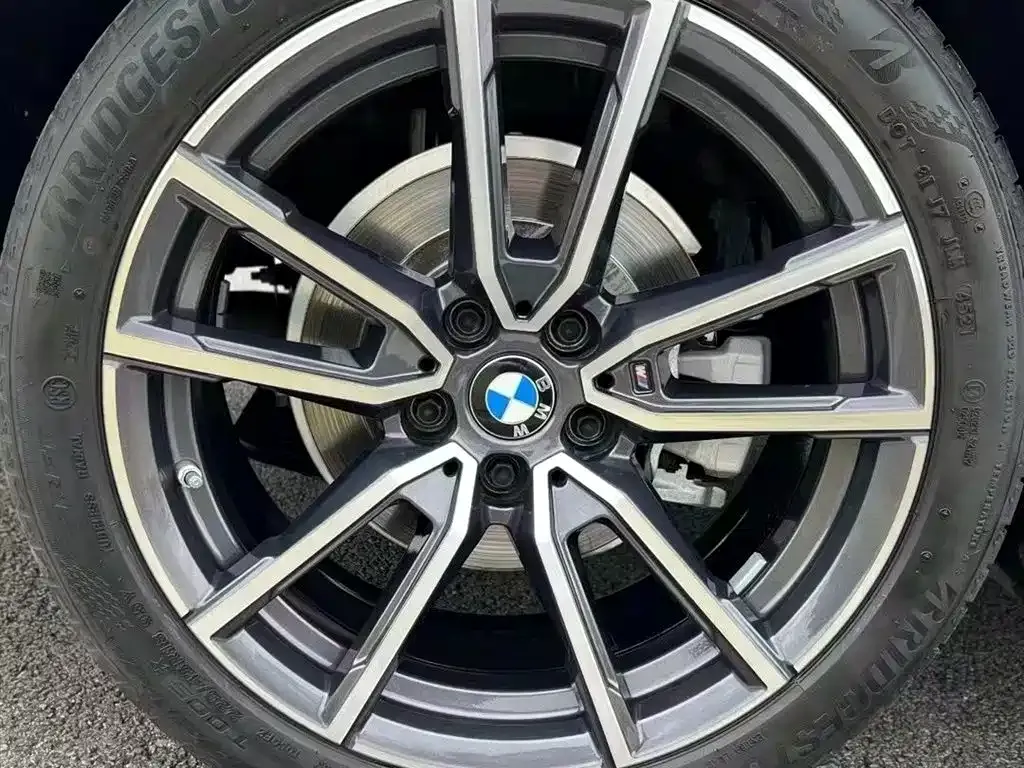 BMW 3 Series 2022 из CN, фото 9