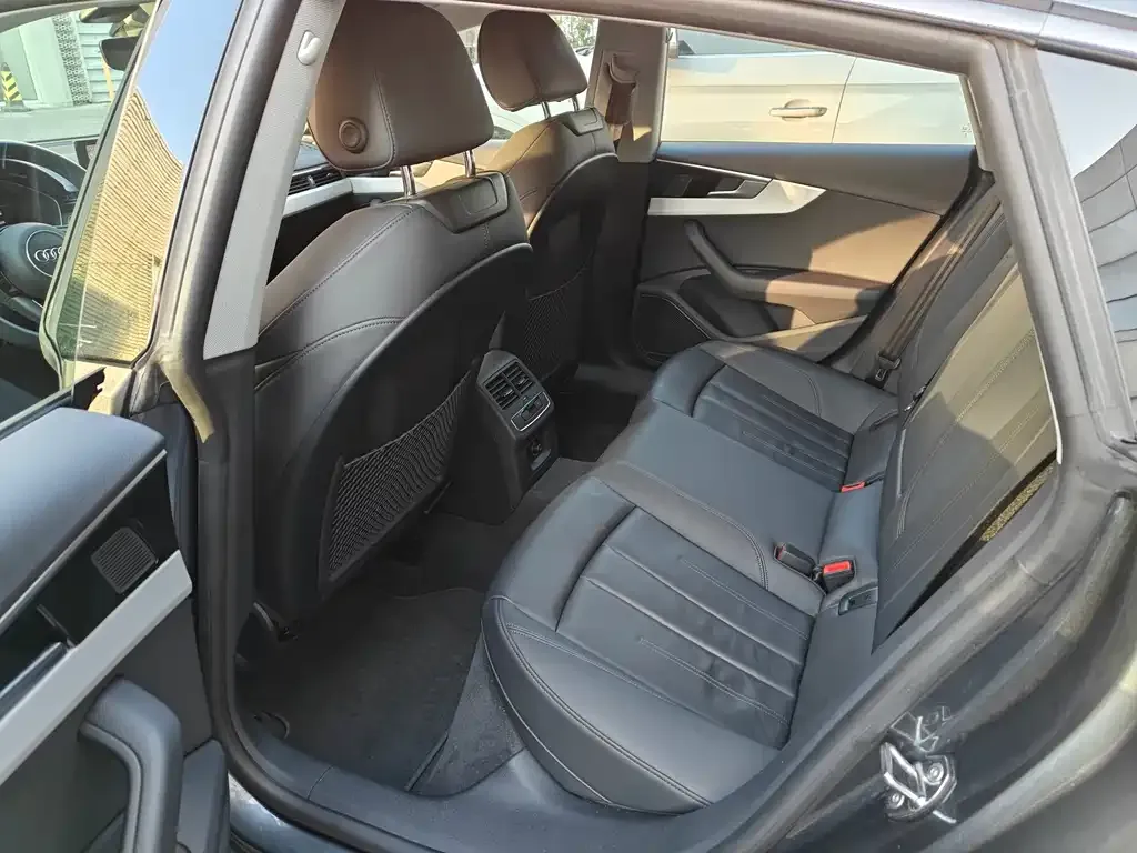 Audi A5 (Import) 2024 из CN, фото 6