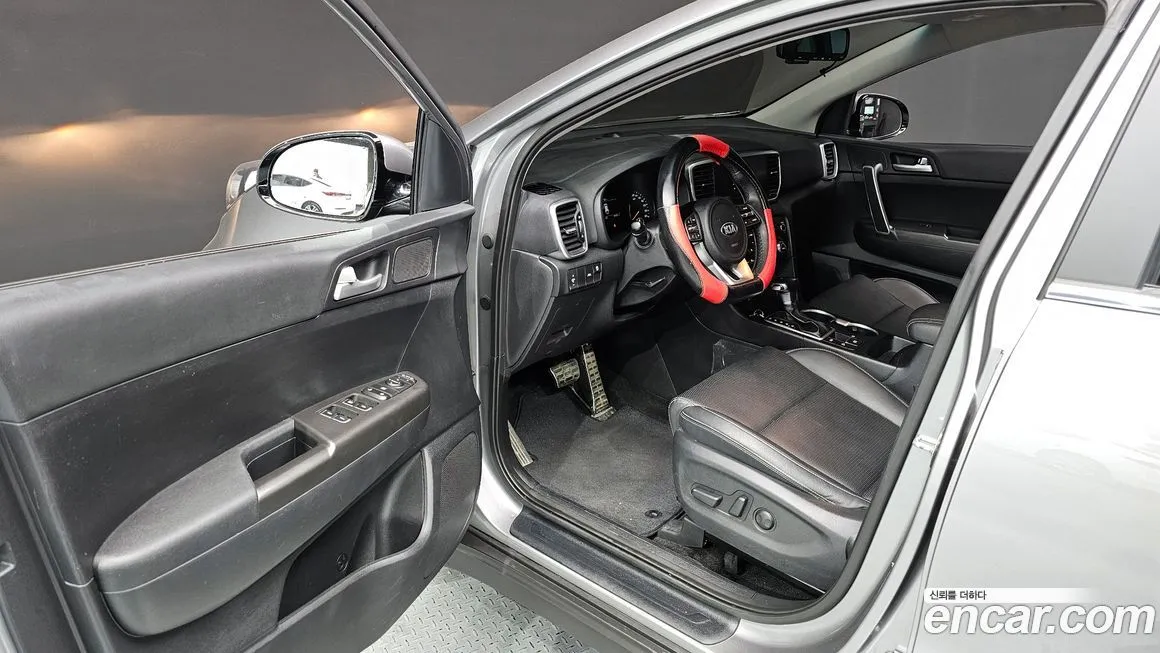 Kia Sportage — фото 10