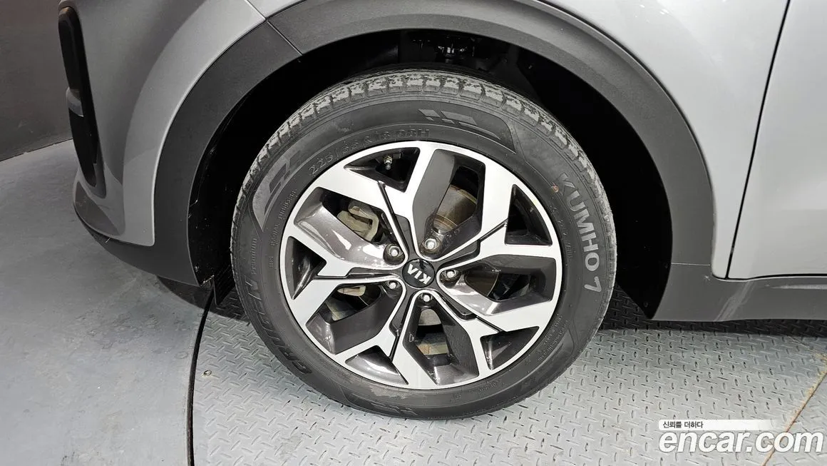 Kia Sportage — фото 7
