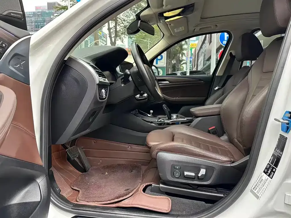 BMW X3 2021 из CN, фото 2