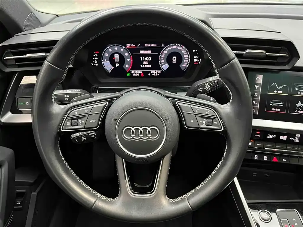 Audi A3 2023 из CN, фото 5