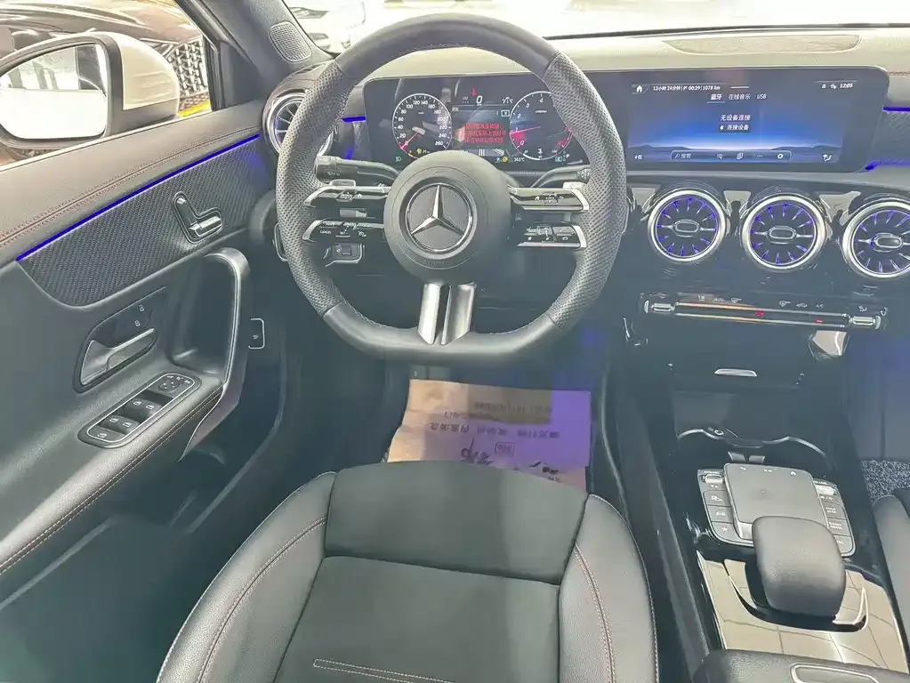 Mercedes-Benz A-Class 2023 из CN, фото 7