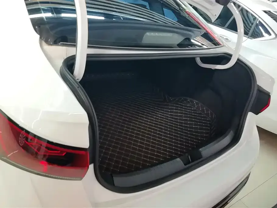 Volkswagen Sagitar 2024 из CN, фото 6