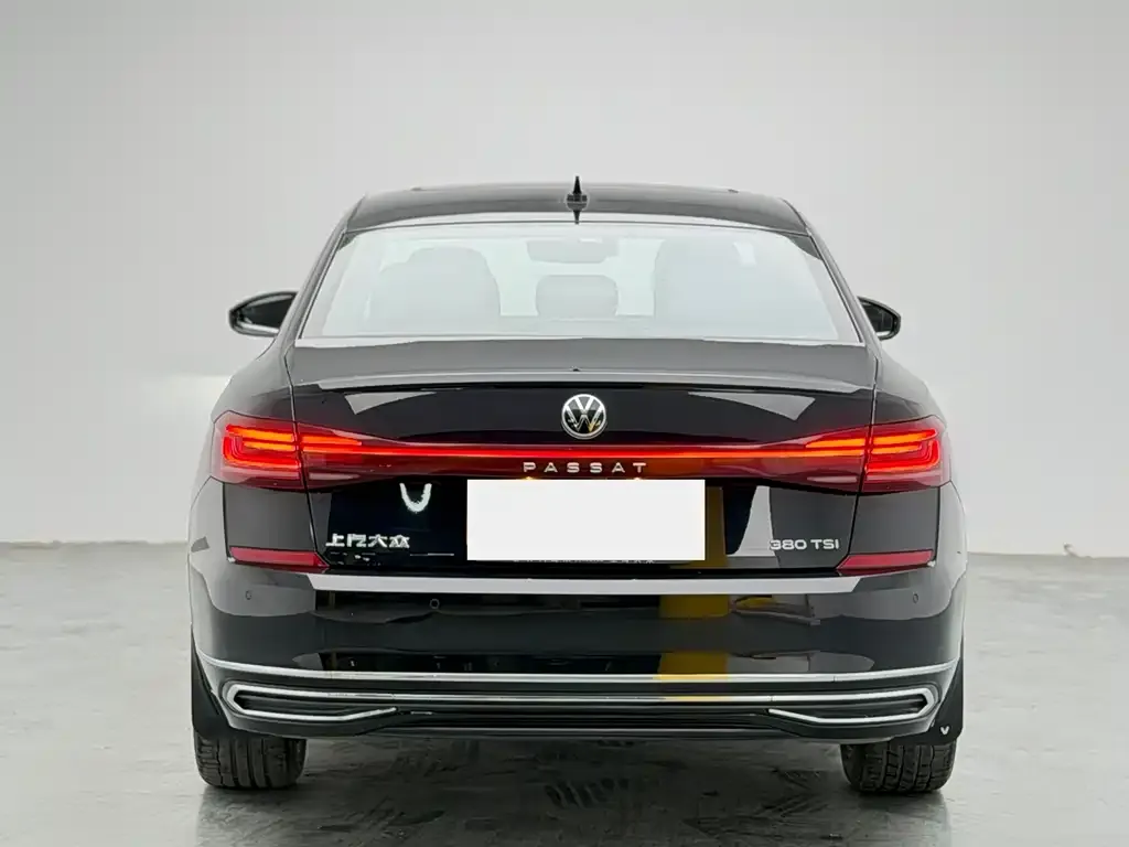 Volkswagen Passat 2024 из CN, фото 4