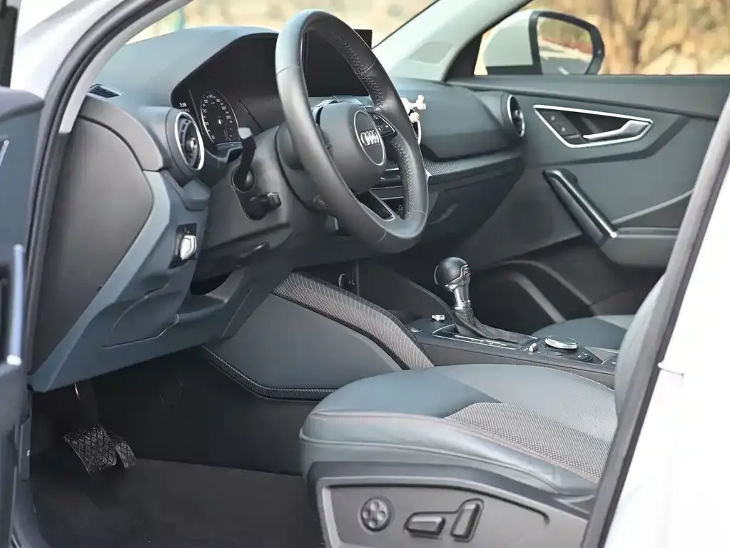 Audi Q2L 2021 из CN, фото 9