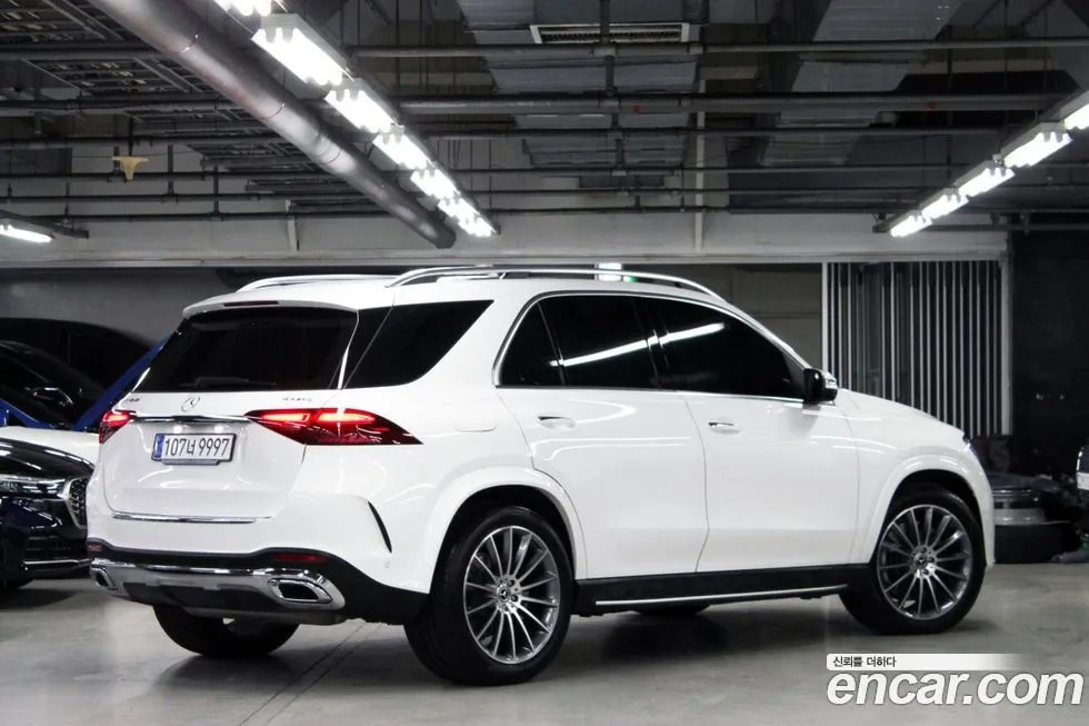 Mercedes-Benz GLE-Class — фото 5
