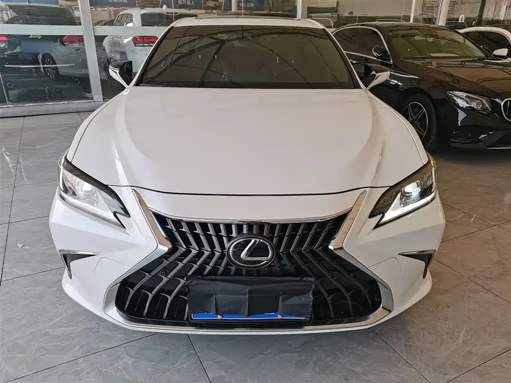 Lexus ES 2022 из CN, фото 4