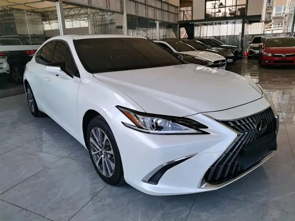 Lexus ES 2022 из CN, фото 5