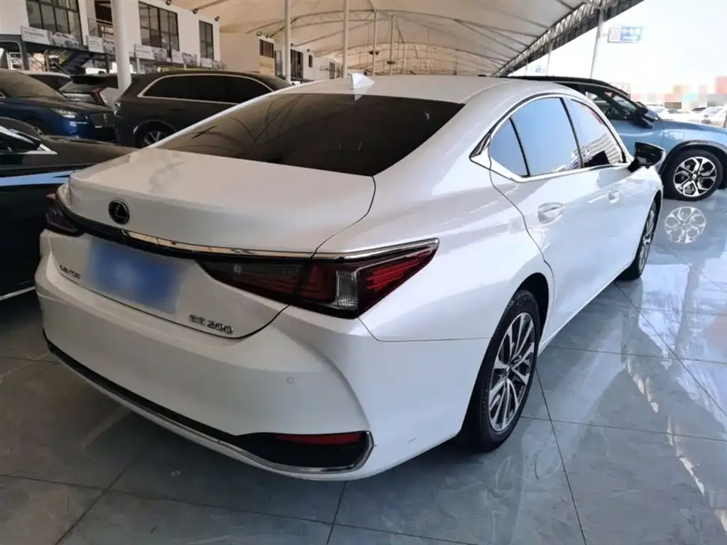 Lexus ES 2022 из CN, фото 9