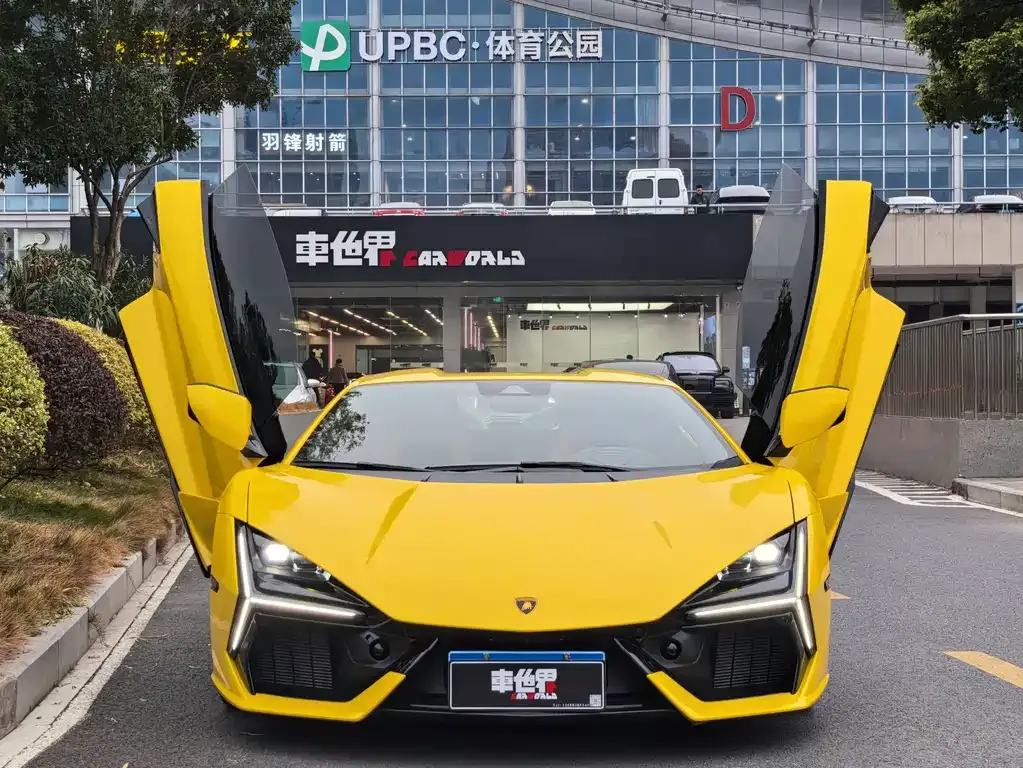 Lamborghini Revuelto 2025 из CN, фото 4