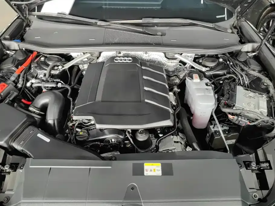 Audi A6L 2022 из CN, фото 10