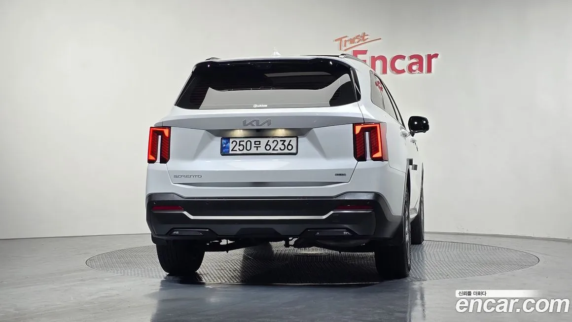 Kia Sorento — фото 3