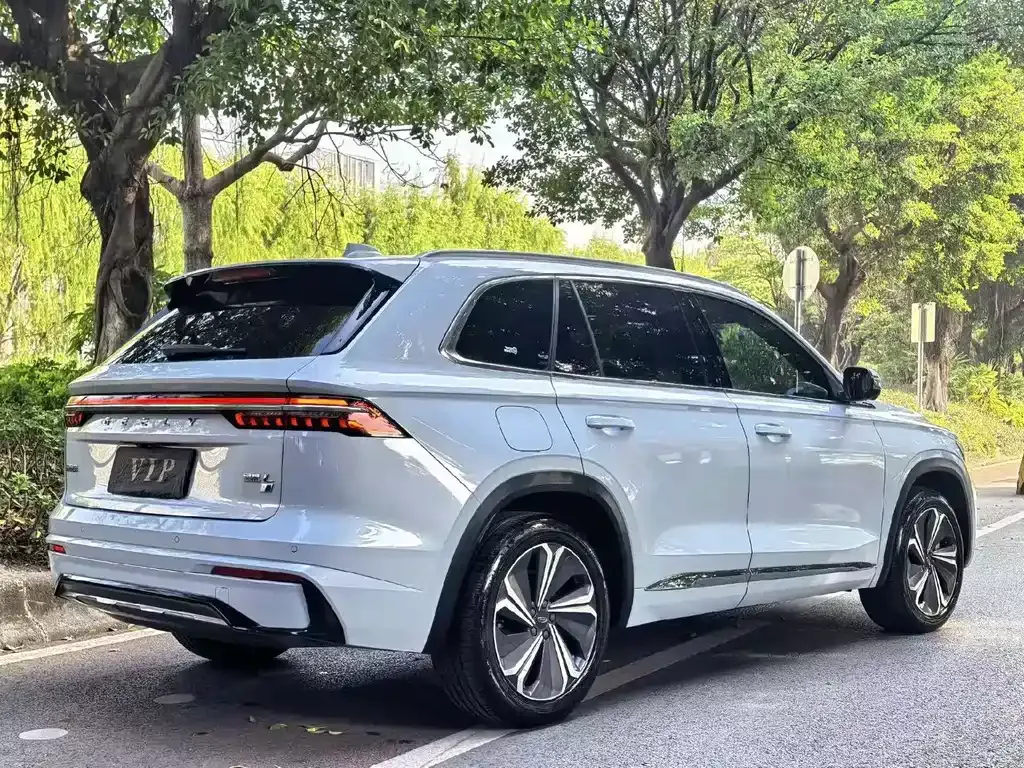 Geely Xingyue L — фото 10
