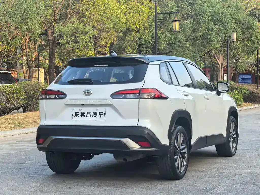 Toyota Frontlander 2022 из CN, фото 7
