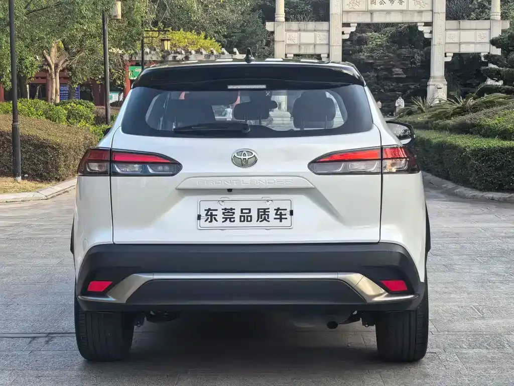 Toyota Frontlander 2022 из CN, фото 10