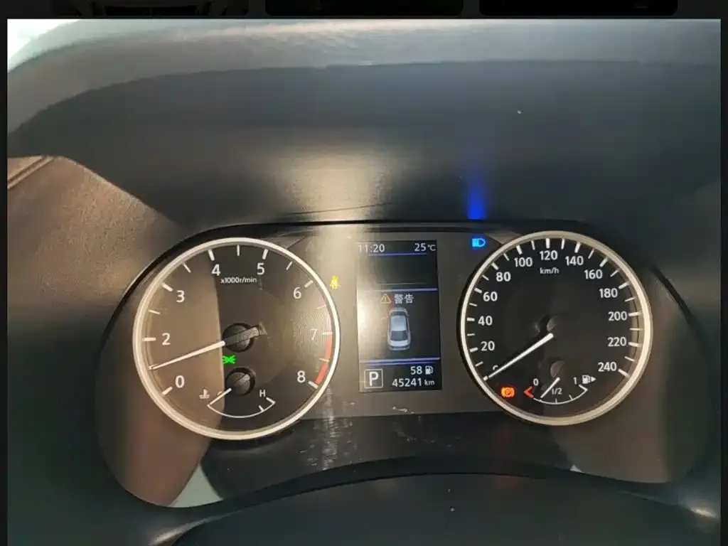 Nissan Sylphy 2022 из CN, фото 5