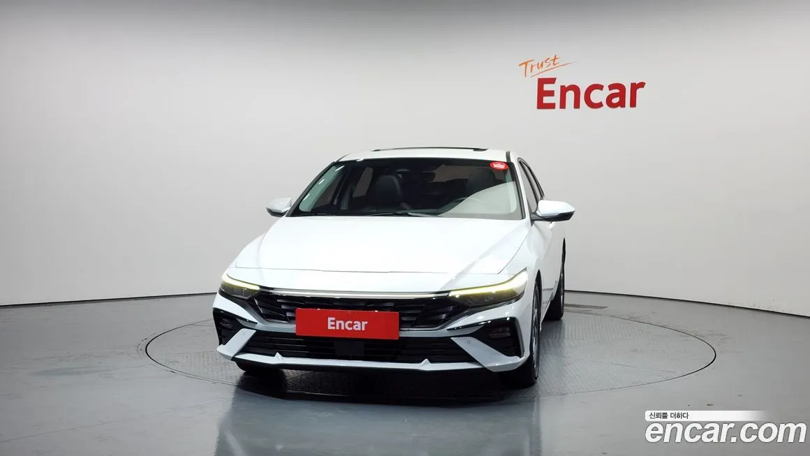 Hyundai AVANTE 2024 из KR, фото 2