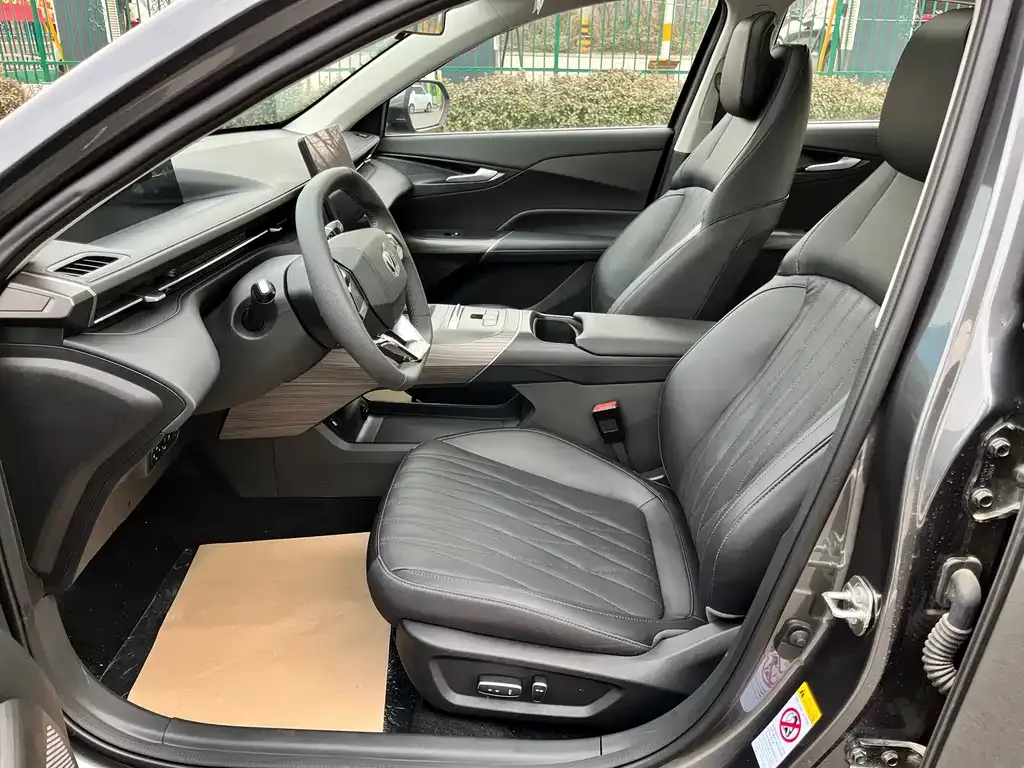 Changan Eado PHEV 2025 из CN, фото 6
