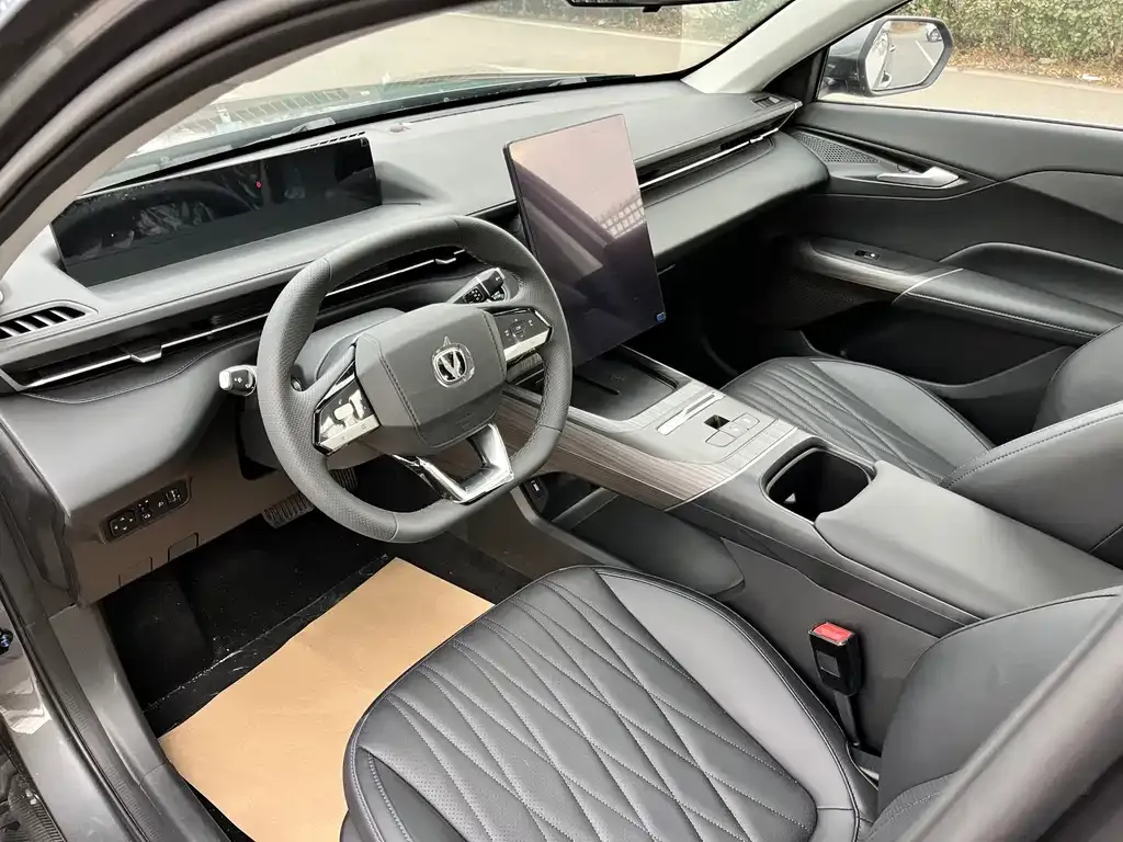Changan Eado PHEV 2025 из CN, фото 4