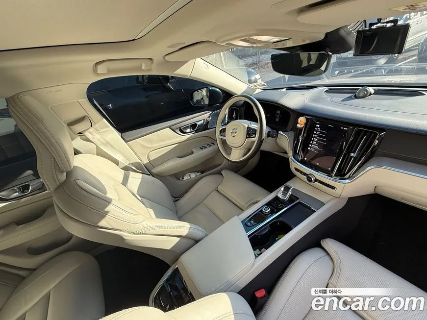 Volvo V60 2025 из KR, фото 9