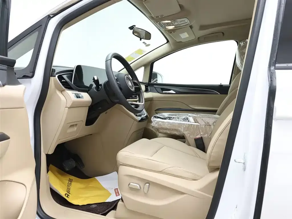 Buick GL8 2025 из CN, фото 10