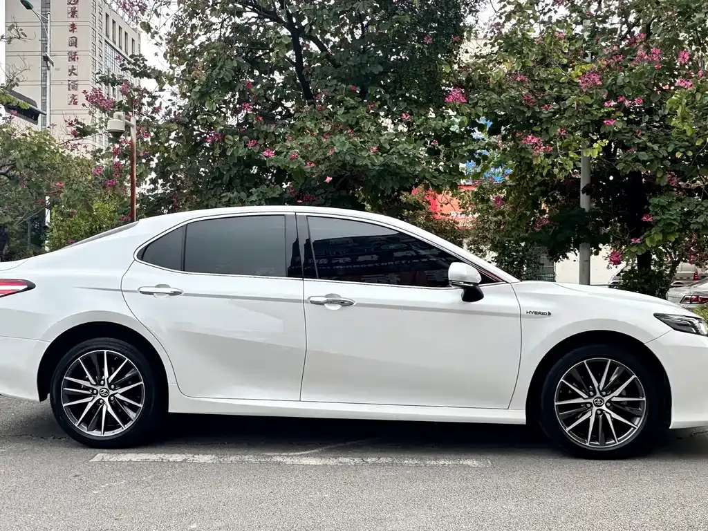 Toyota Camry 2022 из CN, фото 8